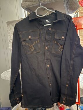 The Standard Issue Twill Western Long Sleeve Button Down